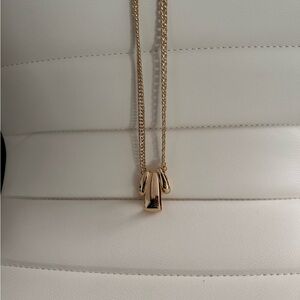 Gold Pendant Necklace